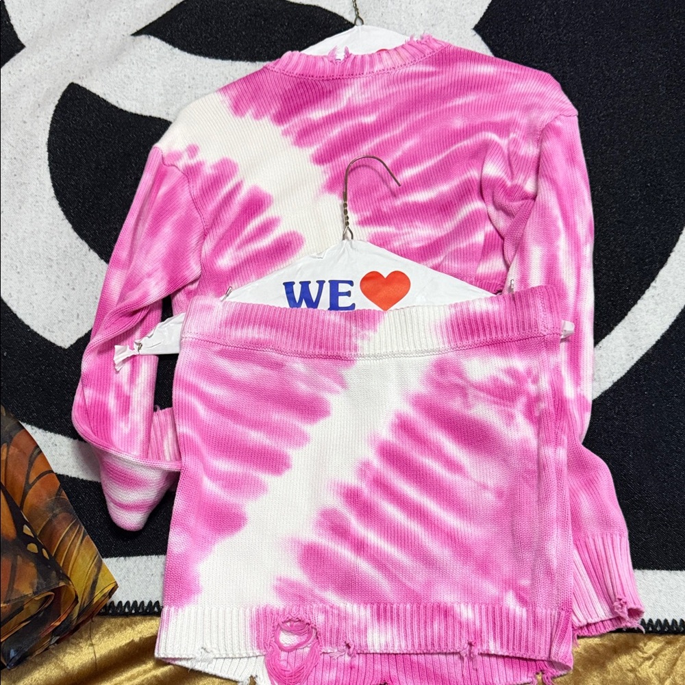 SER.O.YA Pink and White Tie-Dye Sweater